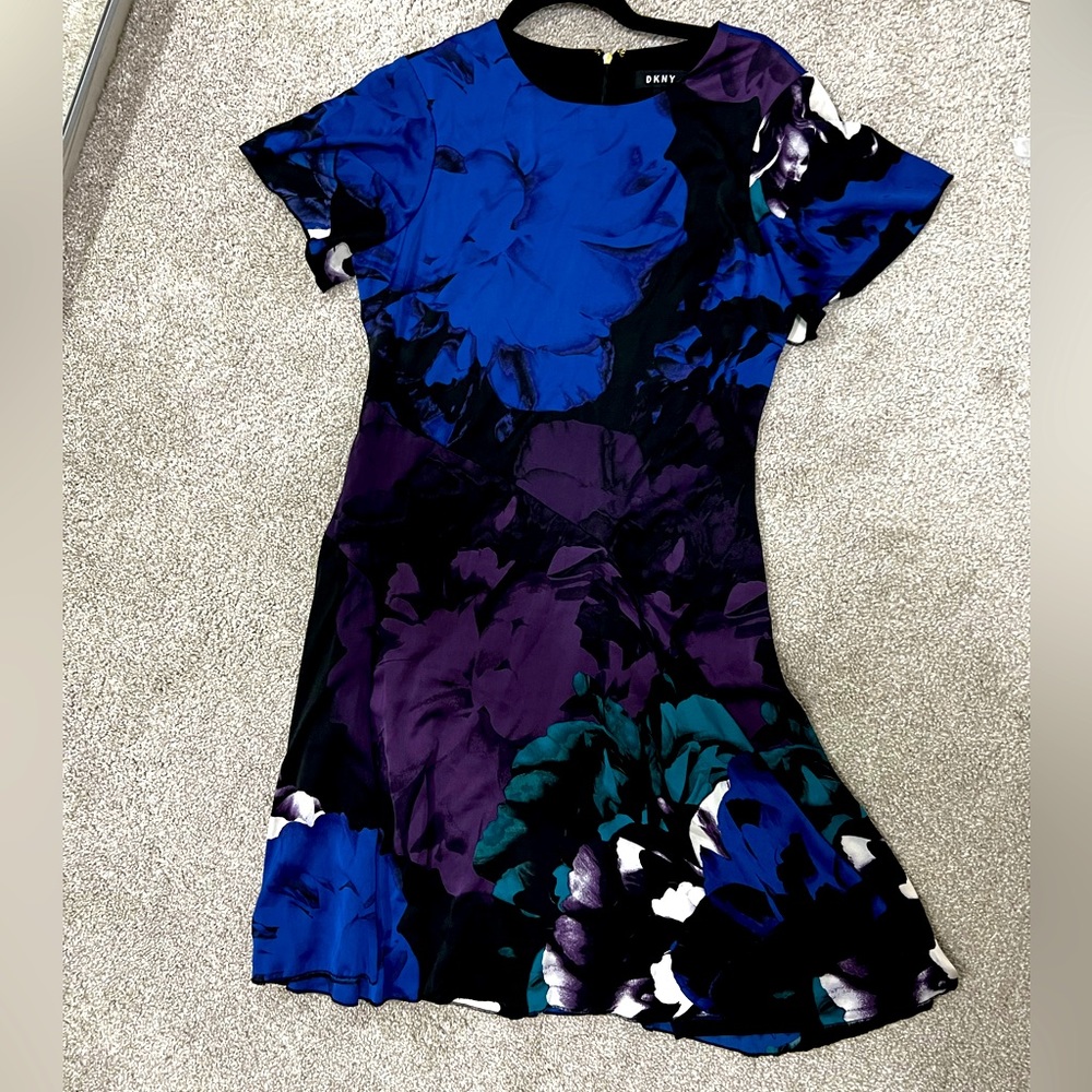 DKNY silky smooth knee length dress